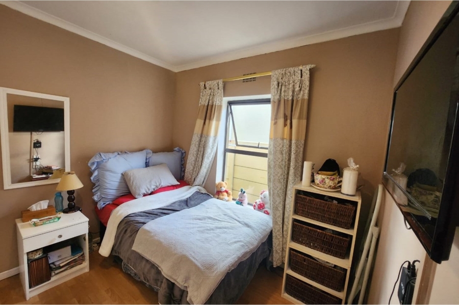 4 Bedroom Property for Sale in Bardale Village Western Cape